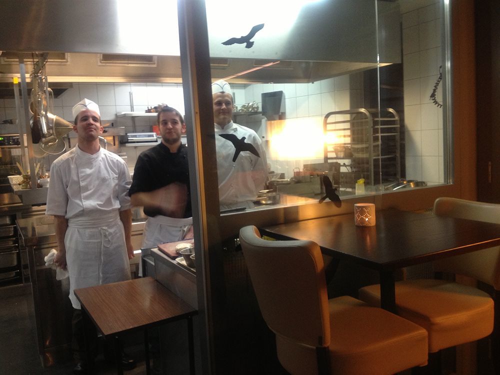 Au Boeuf Rouge Hotel Crassier Luaran gambar