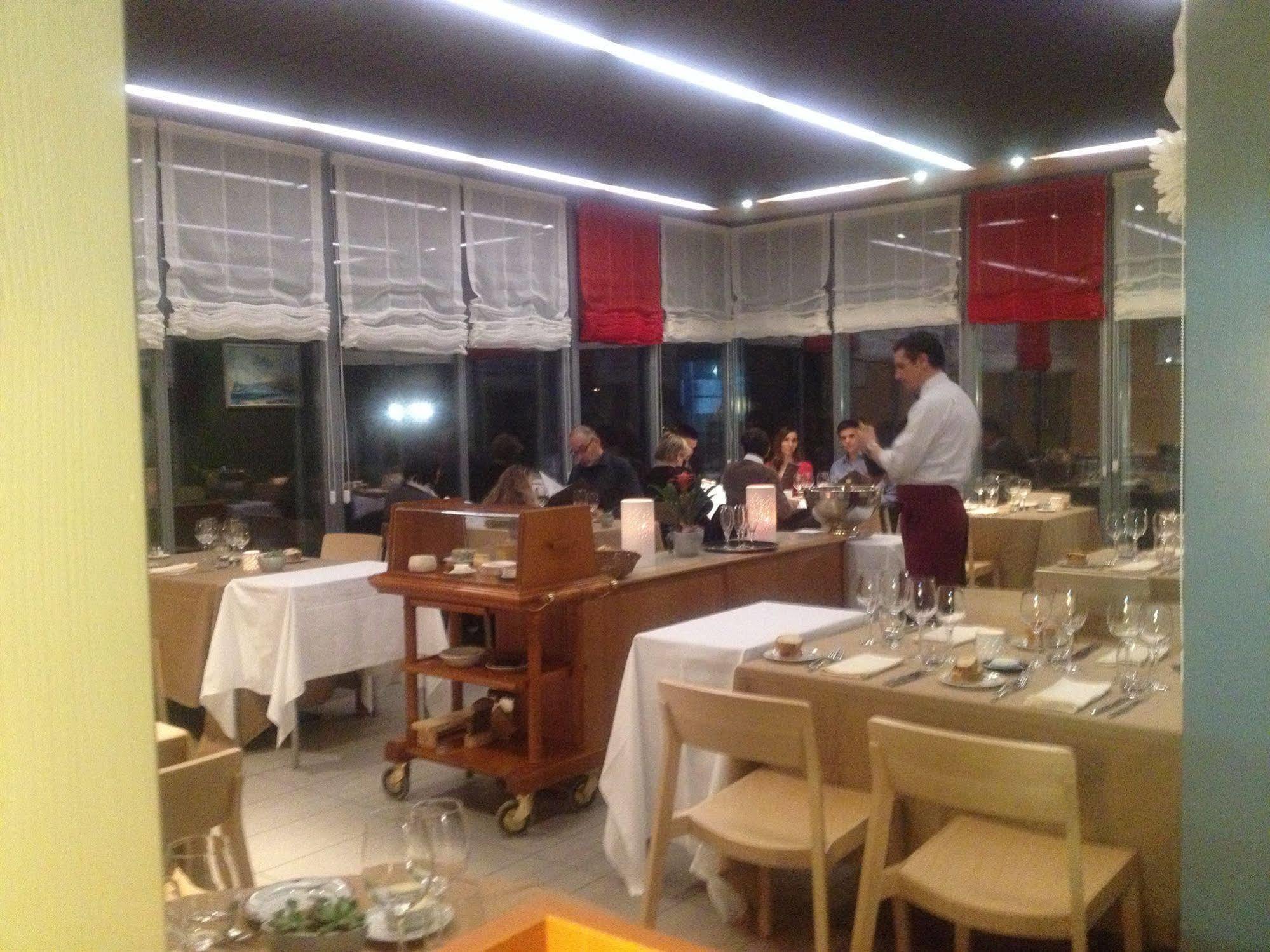 Au Boeuf Rouge Hotel Crassier Luaran gambar